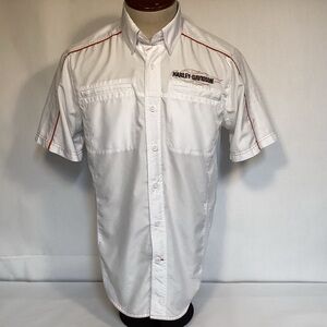 Men’s Harley-Davidson Short Sleeve Shirt with Flaming Bar & Shield size Medium
